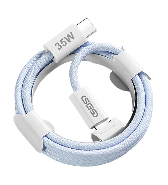 Travel USB C to USB C cable – Compact & Practical